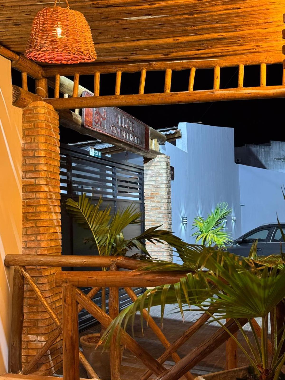 Village Comfort Hotel Canindé de São Francisco Buitenkant foto
